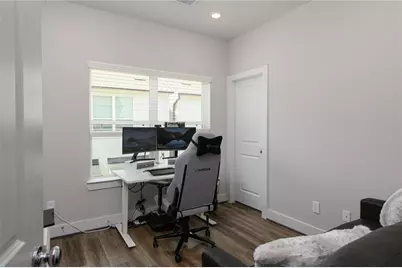 1274 N Post Oak Road #B, Houston, TX 77055 - Photo 11