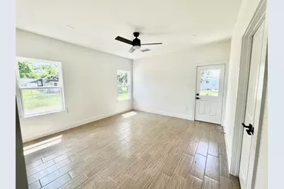 5710 Delmack Street #B, Houston, TX 77032 - Photo 9