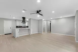 5039 Briscoe St, Houston, TX 77033 - Photo 3