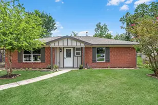 5039 Briscoe St, Houston, TX 77033 - Photo 27