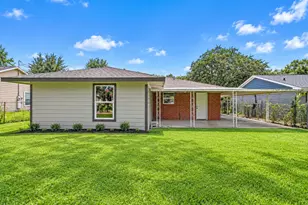 5039 Briscoe St, Houston, TX 77033 - Photo 13