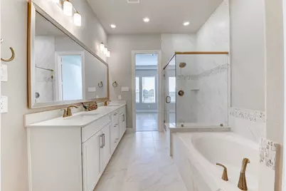 10009 Cloud Mist Drive, Houston, TX 77080 - Photo 11