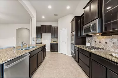 9219 Turnbull Lane, Rosenberg, TX 77469 - Photo 5