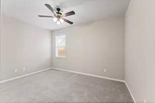 9219 Turnbull Ln, Rosenberg, TX 77469 - Photo 17