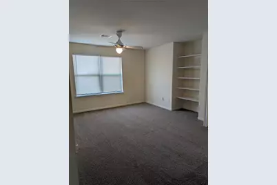 3919 Hollow Cove Lane, Richmond, TX 77469 - Photo 9
