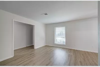 11735 N Perry Avenue, Houston, TX 77071 - Photo 9