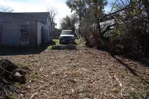 8227 Mendez St, Houston, TX 77029 - Photo 3