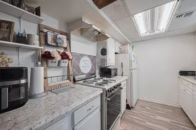 601 N Resident Street, Wharton, TX 77488 - Photo 17