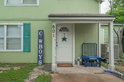 601 N Resident Street, Wharton, TX 77488 - Photo 3