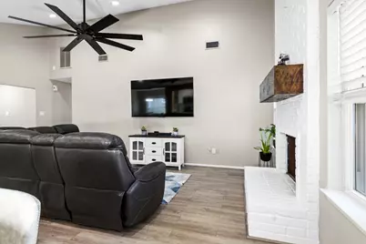 467 Reseda Drive, Houston, TX 77598 - Photo 7