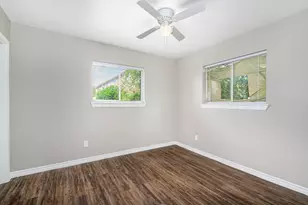 1303 S 2nd St, Conroe, TX 77301 - Photo 9