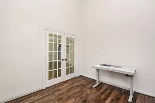 27807 Ashbrook Falls Ct, Fulshear, TX 77441 - Photo 9