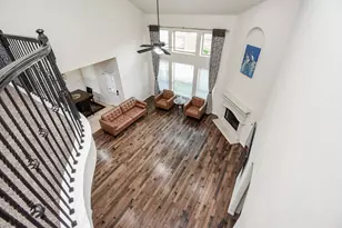 27807 Ashbrook Falls Ct, Fulshear, TX 77441 - Photo 13