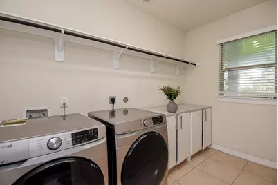 27807 Ashbrook Falls Court, Fulshear, TX 77441 - Photo 29