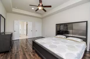 27807 Ashbrook Falls Ct, Fulshear, TX 77441 - Photo 19