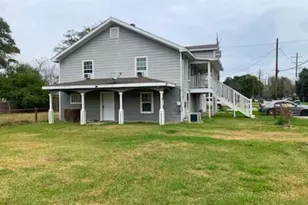 245 E Pipkin St, Beaumont, TX 77705 - Photo 3