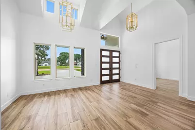 210 Birdie Dr, Hempstead, TX 77445 - Photo 9