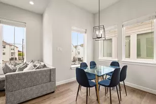 726 Carriage Knls Dr, Houston, TX 77008 - Photo 17