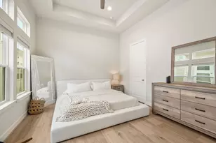 726 Carriage Knls Dr, Houston, TX 77008 - Photo 19
