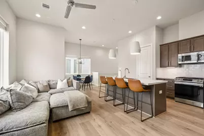 726 Carriage Knolls Drive, Houston, TX 77008 - Photo 7
