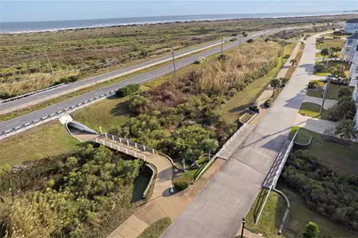 26003 Bay Breeze Drive, Galveston, TX 77554 - Photo 21