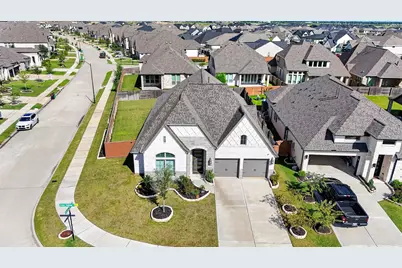 7603 Aster Hollow Court, Katy, TX 77493 - Photo 3