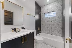 1025 Calvin Ave, Houston, TX 77088 - Photo 25