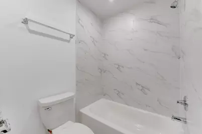 8126 Sterlingshire Street #B, Houston, TX 77078 - Photo 11