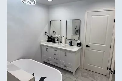 11514 Camphorwood Drive, Houston, TX 77089 - Photo 17