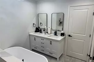11514 Camphorwood Dr, Houston, TX 77089 - Photo 17