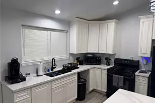 11514 Camphorwood Dr, Houston, TX 77089 - Photo 9