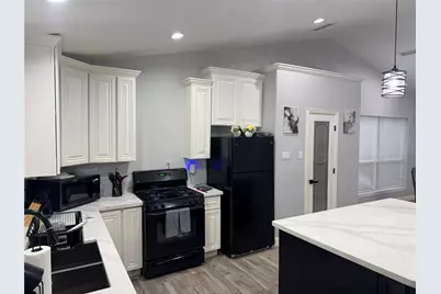 11514 Camphorwood Drive, Houston, TX 77089 - Photo 7