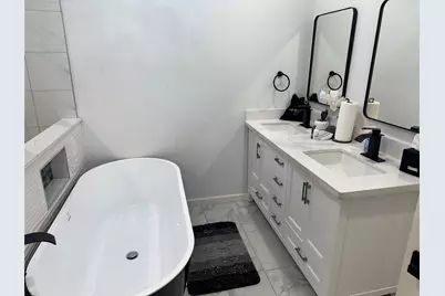 11514 Camphorwood Drive, Houston, TX 77089 - Photo 15