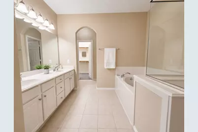 2409 Deerwood Court, Katy, TX 77493 - Photo 19