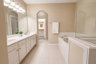 2409 Deerwood Ct, Katy, TX 77493 - Photo 19