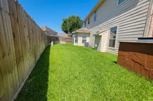 2409 Deerwood Ct, Katy, TX 77493 - Photo 29