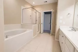 2409 Deerwood Ct, Katy, TX 77493 - Photo 19