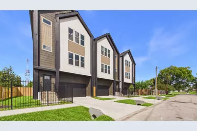 4205 Arlington Street, Houston, TX 77018 - Photo 1