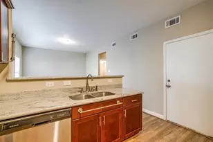 8712 San Rocco St, Houston, TX 77031 - Photo 11