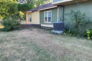 1806 N Ave S, Freeport, TX 77541 - Photo 35