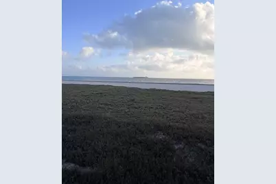 1125 North Ocean Drive, Port Lavaca, TX 77979 - Photo 3