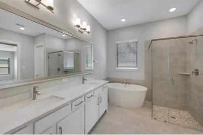 12319 Hackberry Drive, Mont Belvieu, TX 77523 - Photo 43