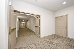 2400 McCue Rd, Houston, TX 77056 - Photo 35