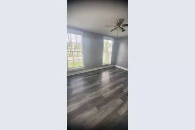 800 Travis Street #Pecan, Columbus, TX 78934 - Photo 3