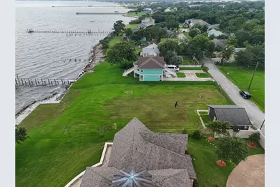 1714 Roscoe Street, La Porte, TX 77571 - Photo 7