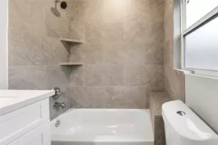 7010 Brownsville St, Houston, TX 77020 - Photo 19