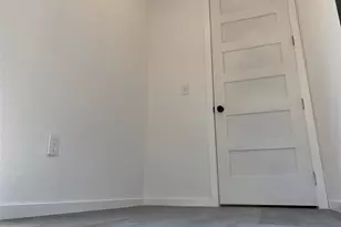 605 E Murrill Ave, Baytown, TX 77520 - Photo 7