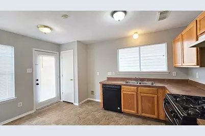 1707 Nichole Woods Drive, Houston, TX 77047 - Photo 15
