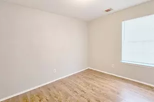 1707 Nichole Woods Dr, Houston, TX 77047 - Photo 11