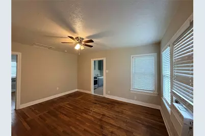 4219 Lamar Street #4219A, Houston, TX 77023 - Photo 5